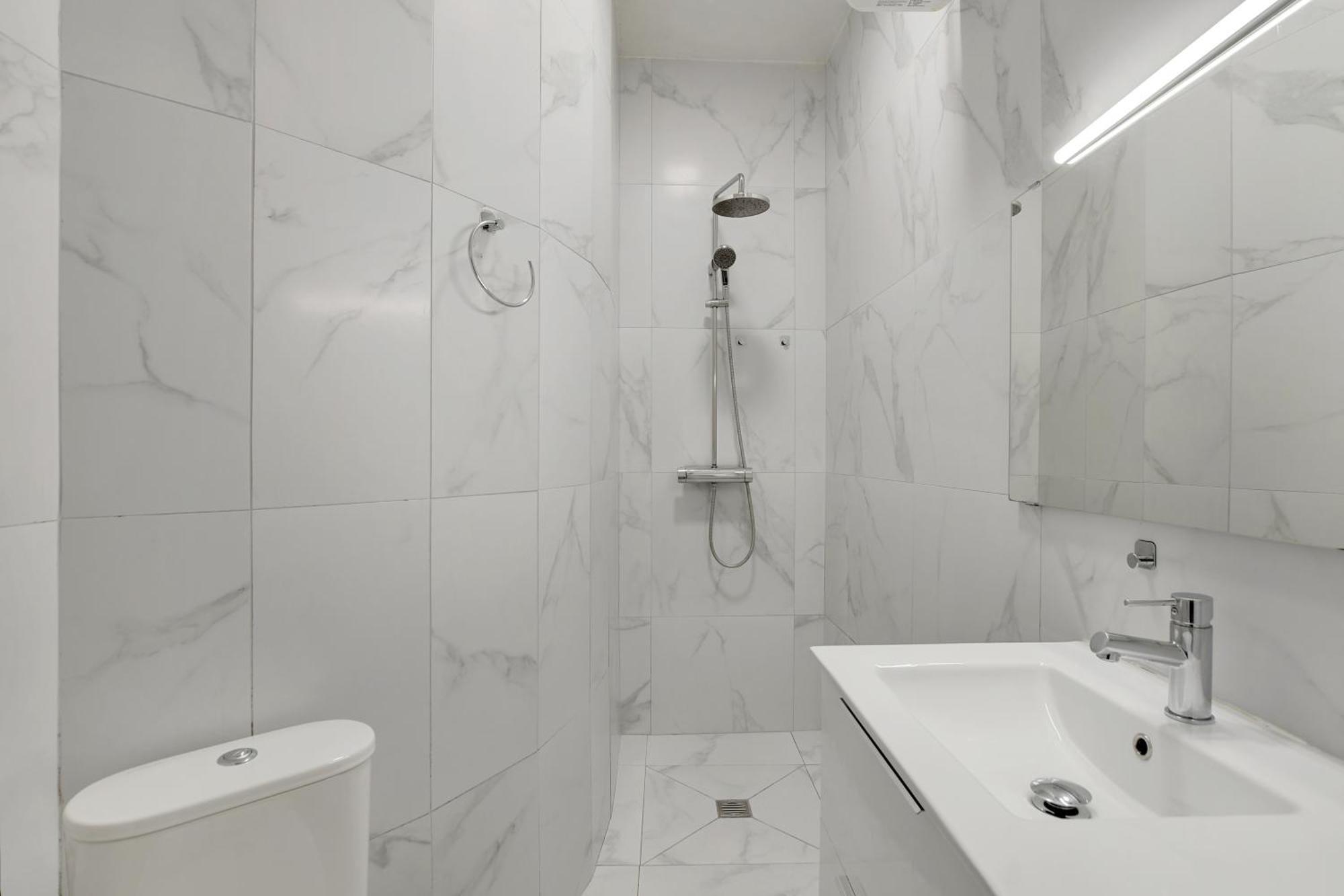 A Sweet Studio In Montparnasse - Boulevard Du Montparnasse Paris Exterior foto